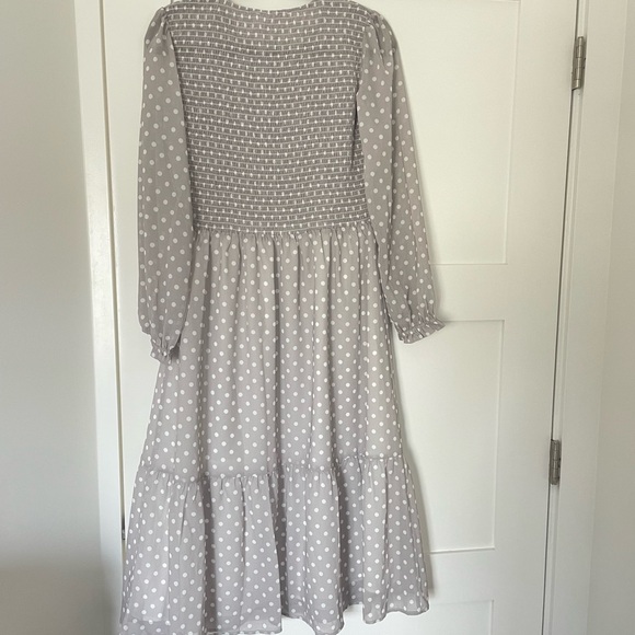 Jilly x Mad About You Grace Midi Dress, Grey Polka Dot, M *NWT* - Picture 2 of 2